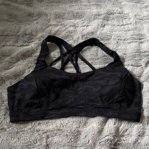 Lululemon Free to be Serene Bra